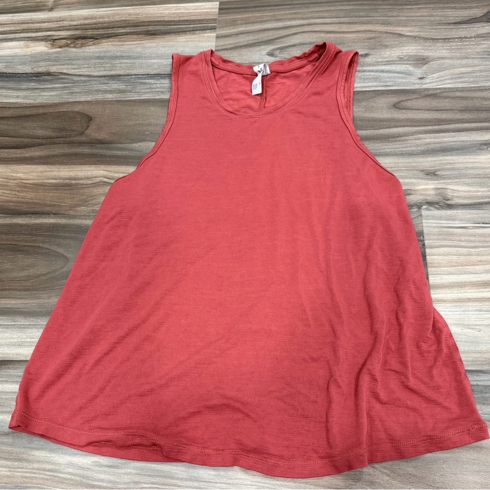 All in Motion Sleeveless Red Tank Top